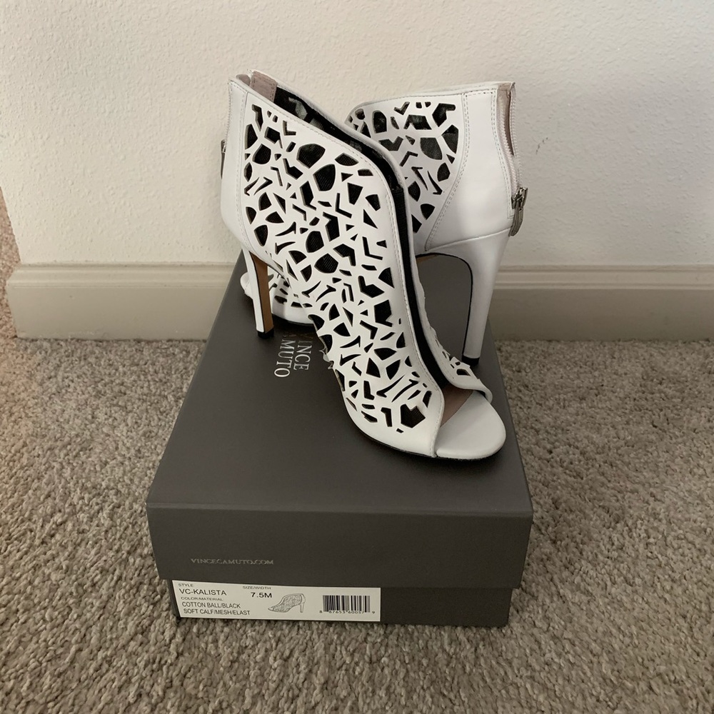 Gorgeous white summer sandals